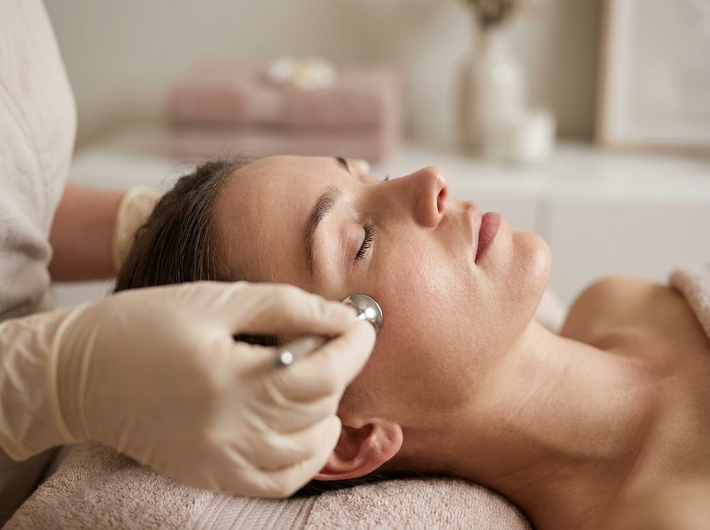 Preparación de un tratamiento facial inyectable